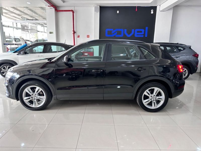 Audi Q3 1.4 Tfsi Ambiente S Tronic 2016/2017 COVEL VEICULOS ENCANTADO / Carros no Vale