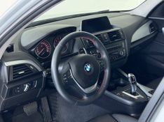 Bmw 120i Active 2015/2015 COVEL VEICULOS ENCANTADO / Carros no Vale