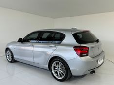 Bmw 120i Active 2015/2015 COVEL VEICULOS ENCANTADO / Carros no Vale