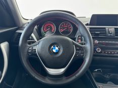 Bmw 120i Active 2015/2015 COVEL VEICULOS ENCANTADO / Carros no Vale