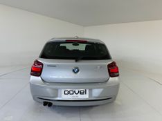 Bmw 120i Active 2015/2015 COVEL VEICULOS ENCANTADO / Carros no Vale