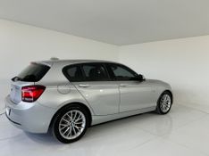 Bmw 120i Active 2015/2015 COVEL VEICULOS ENCANTADO / Carros no Vale