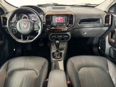 Fiat Toro Volcano 2.0 16v 4×4 Tb 2016/2017 COVEL VEICULOS ENCANTADO / Carros no Vale