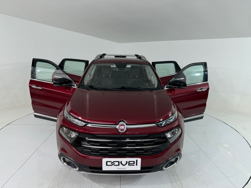 Fiat Toro Volcano 2.0 16v 4×4 Tb 2016/2017 COVEL VEICULOS ENCANTADO / Carros no Vale