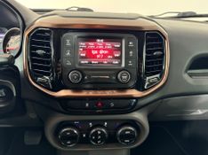 Fiat Toro Volcano 2.0 16v 4×4 Tb 2016/2017 COVEL VEICULOS ENCANTADO / Carros no Vale