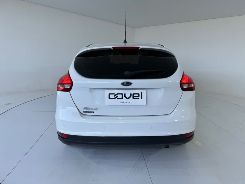 Ford Focus Se 1.6 Hc 2015/2016 COVEL VEICULOS ENCANTADO / Carros no Vale