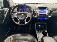 Hyundai Ix35 2.0 2011/2012 COVEL VEICULOS ENCANTADO / Carros no Vale