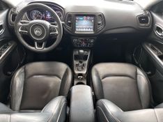 Jeep Compass Longitude 2.0 2017/2017 COVEL VEICULOS ENCANTADO / Carros no Vale