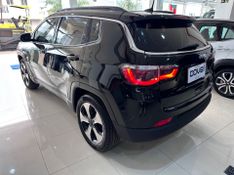 Jeep Compass Longitude 2.0 2017/2017 COVEL VEICULOS ENCANTADO / Carros no Vale