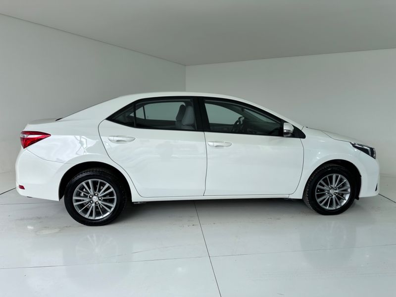 Toyota Corolla Xei20flex 2016/2017 COVEL VEICULOS ENCANTADO / Carros no Vale