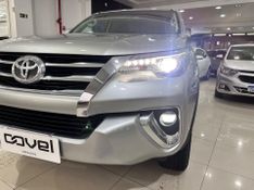 Toyota Hilux Sw4 2.8 Srx 4×4 16v Turbo Intercooler 2019/2020 COVEL VEICULOS ENCANTADO / Carros no Vale