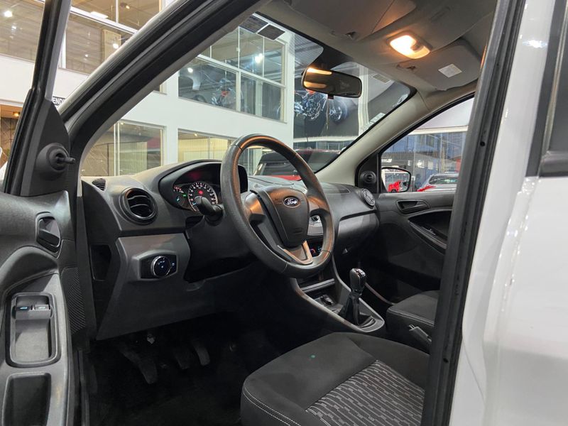 Ford Ka Se 1.0 Ha 2014/2015 SIM AUTOMÓVEIS ROLANTE / Carros no Vale