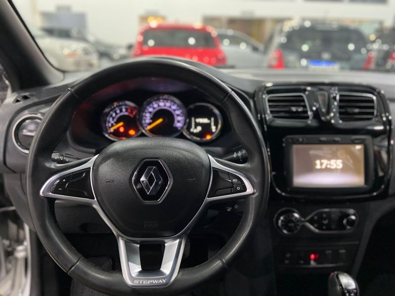 Renault Sandero Stepway Intense 1.6 Cvt 2019/2020 SIM AUTOMÓVEIS ROLANTE / Carros no Vale