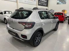 Renault Sandero Stepway Intense 1.6 Cvt 2019/2020 SIM AUTOMÓVEIS ROLANTE / Carros no Vale