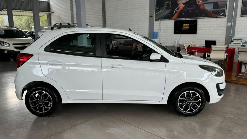 Ford Ka 1.0 SE/SE Plus TiVCT 2019/2020 CIRNE AUTOMÓVEIS SANTA MARIA / Carros no Vale