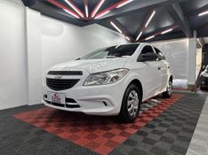 CHEVROLET ONIX HATCH LS 1.0 8V FlexPower Mec. 2014/2015 CIRNE AUTOMÓVEIS SANTA MARIA / Carros no Vale