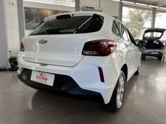 CHEVROLET ONIX HATCH LT 1.0 12V Mec. 2020/2021 CIRNE AUTOMÓVEIS SANTA MARIA / Carros no Vale