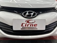 Hyundai HB20 Premium 1.6 16V Mec. 2013/2014 CIRNE AUTOMÓVEIS SANTA MARIA / Carros no Vale