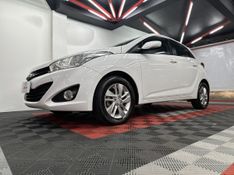 Hyundai HB20 Premium 1.6 16V Mec. 2013/2014 CIRNE AUTOMÓVEIS SANTA MARIA / Carros no Vale