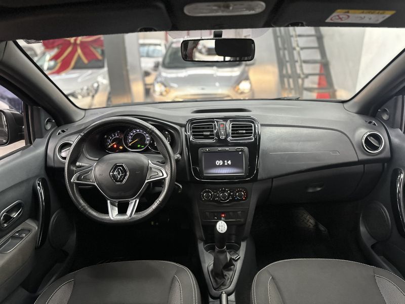 Renault LOGAN Zen 1.0 12V Mec. 2019/2020 CIRNE AUTOMÓVEIS SANTA MARIA / Carros no Vale