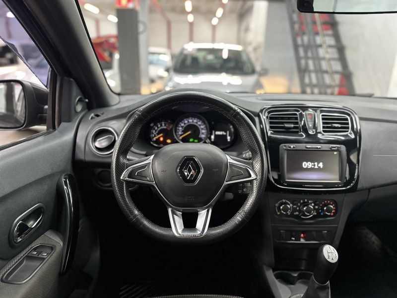 Renault LOGAN Zen 1.0 12V Mec. 2019/2020 CIRNE AUTOMÓVEIS SANTA MARIA / Carros no Vale