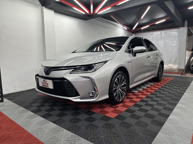 Toyota Corolla Altis Prem 1.8 (Híbrido) 2020/2021 CIRNE AUTOMÓVEIS SANTA MARIA / Carros no Vale