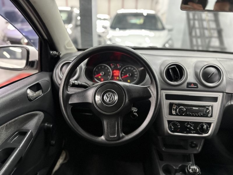 VOLKSWAGEN Gol   1.0 Mi Total 8V 2013/2014 CIRNE AUTOMÓVEIS SANTA MARIA / Carros no Vale