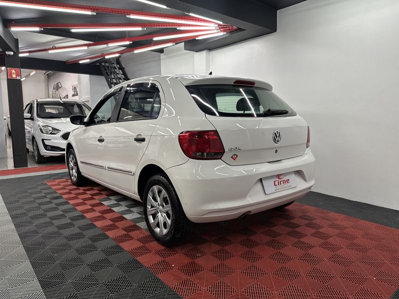 VOLKSWAGEN Gol   1.0 Mi Total 8V 2013/2014 CIRNE AUTOMÓVEIS SANTA MARIA / Carros no Vale