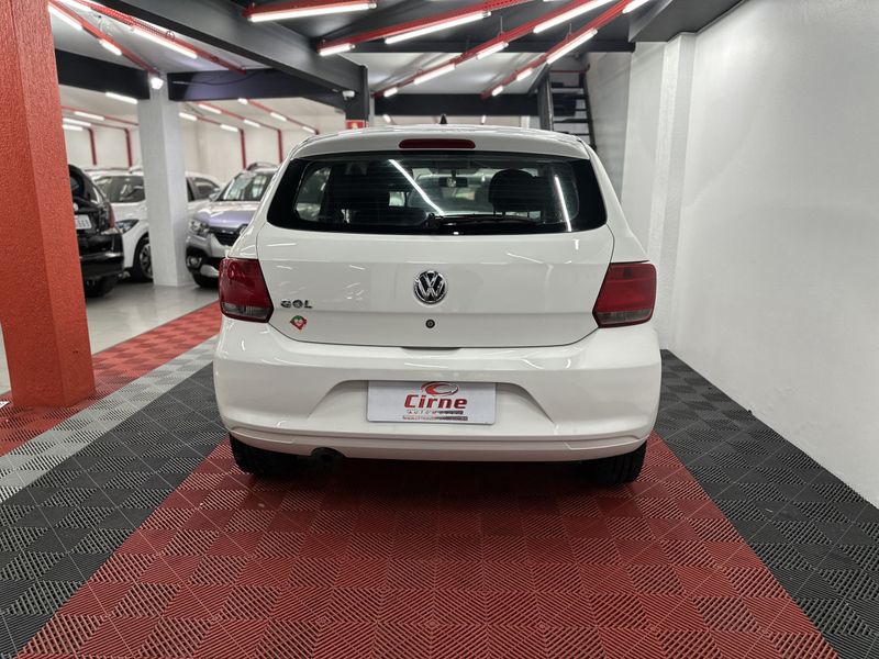 VOLKSWAGEN Gol   1.0 Mi Total 8V 2013/2014 CIRNE AUTOMÓVEIS SANTA MARIA / Carros no Vale