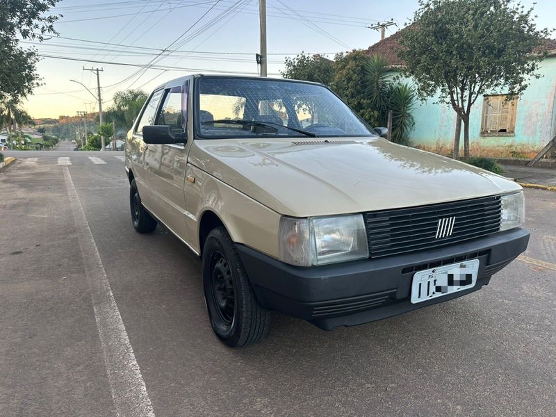 Fiat Premio CS 1.5 I.e / SL 1.6//1.3 4p 1989/1989 ATUAL VEÍCULOS VISTA ALEGRE DO PRATA / Carros no Vale