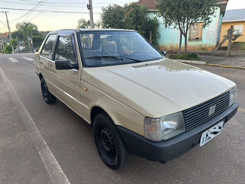 Fiat Premio CS 1.5 I.e / SL 1.6//1.3 4p 1989/1989 ATUAL VEÍCULOS VISTA ALEGRE DO PRATA / Carros no Vale