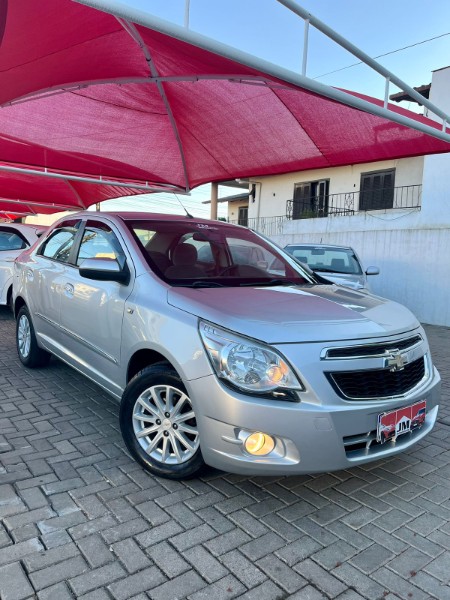 CHEVROLET COBALT 1.4 LTZ 2014/2014 JM AUTOMÓVEIS VENÂNCIO AIRES / Carros no Vale