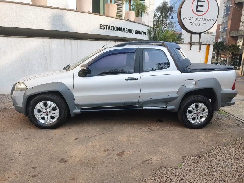 FIAT STRADA ADVENTURE CD 1.8 8V 2010/2010 ALTERNATIVA VEÍCULOS LAJEADO / Carros no Vale