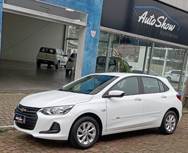 CHEVROLET ONIX HATCH LT 1.0 MT6 /2023 AUTO SHOW SANTA CRUZ DO SUL / Carros no Vale