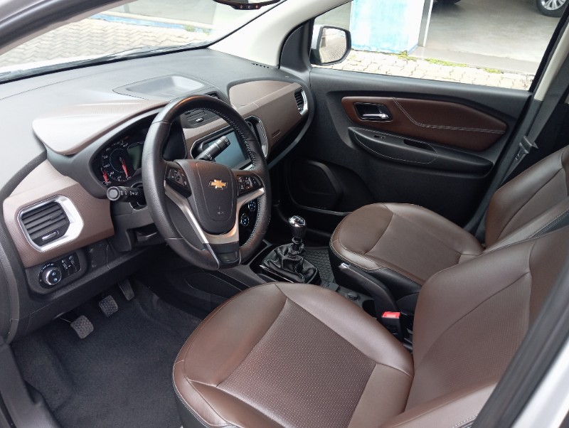 CHEVROLET SPIN 1.8 8V PREMIER 7L 2021 /2021 AUTO SHOW SANTA CRUZ DO SUL / Carros no Vale