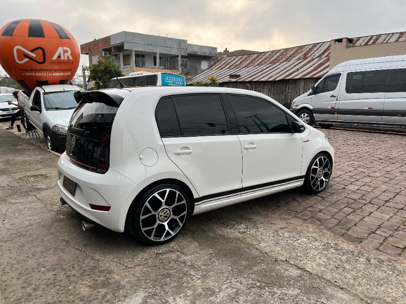 VOLKSWAGEN UP! 1.0 TSI MOVE UP 12V FLEX 4P MANUAL 2018/2019 AR MULTIMARCAS VENÂNCIO AIRES / Carros no Vale