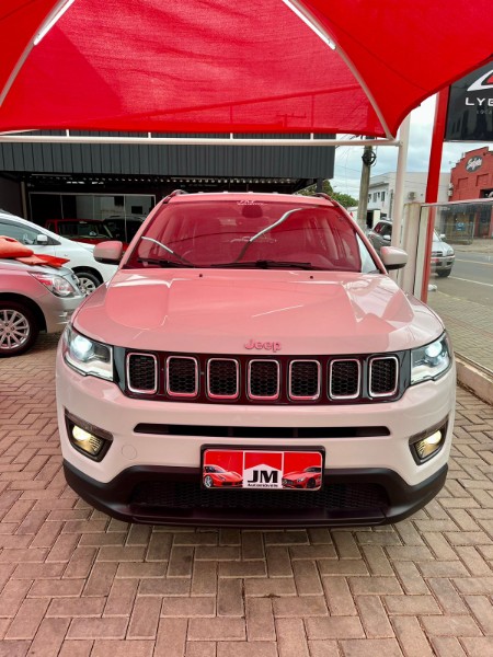 JEEP COMPASS 2.0 16V LONGITUDE 2018/2018 JM AUTOMÓVEIS VENÂNCIO AIRES / Carros no Vale