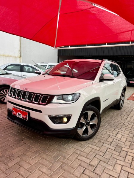 JEEP COMPASS 2.0 16V LONGITUDE 2018/2018 JM AUTOMÓVEIS VENÂNCIO AIRES / Carros no Vale