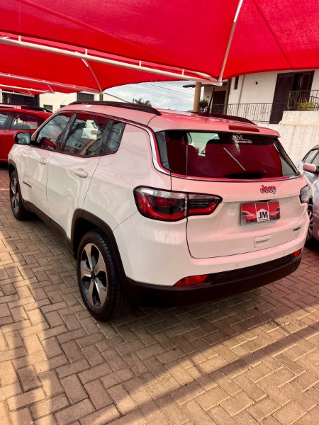 JEEP COMPASS 2.0 16V LONGITUDE 2018/2018 JM AUTOMÓVEIS VENÂNCIO AIRES / Carros no Vale