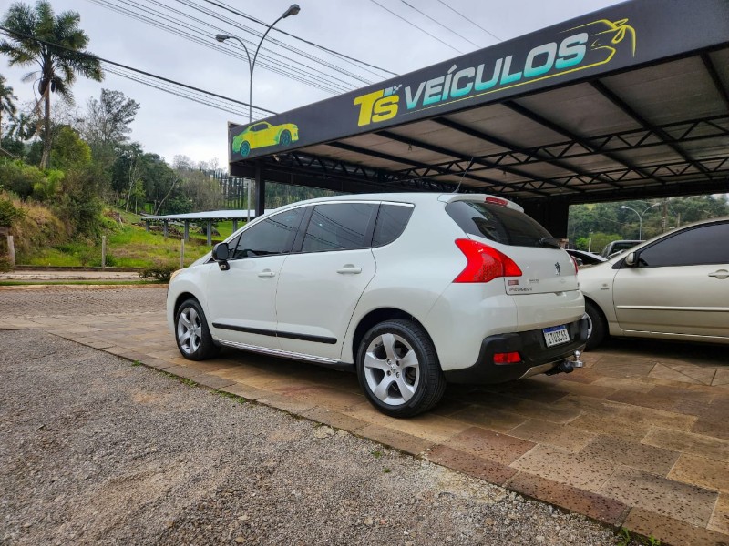 PEUGEOT 3008 GRIFFE 1.6 TURBO 2012/2013 TS VEÍCULOS ANTA GORDA / Carros no Vale