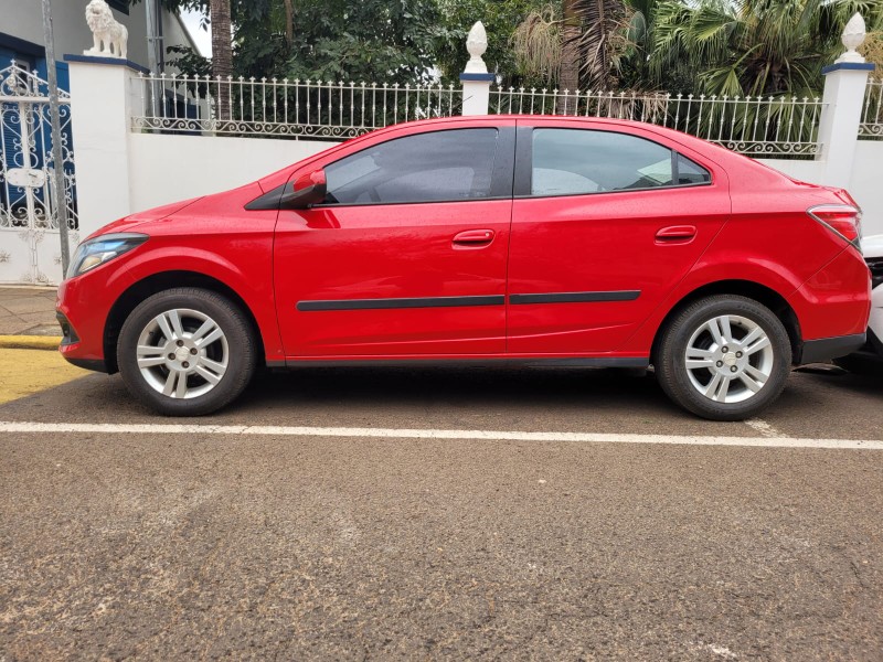 CHEVROLET PRISMA 1.4 LT 8V FLEX MANUAL 2014/2014 ADRIANO VEÍCULOS CRUZEIRO DO SUL / Carros no Vale