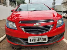 CHEVROLET PRISMA 1.4 LT 8V FLEX MANUAL 2014/2014 ADRIANO VEÍCULOS CRUZEIRO DO SUL / Carros no Vale