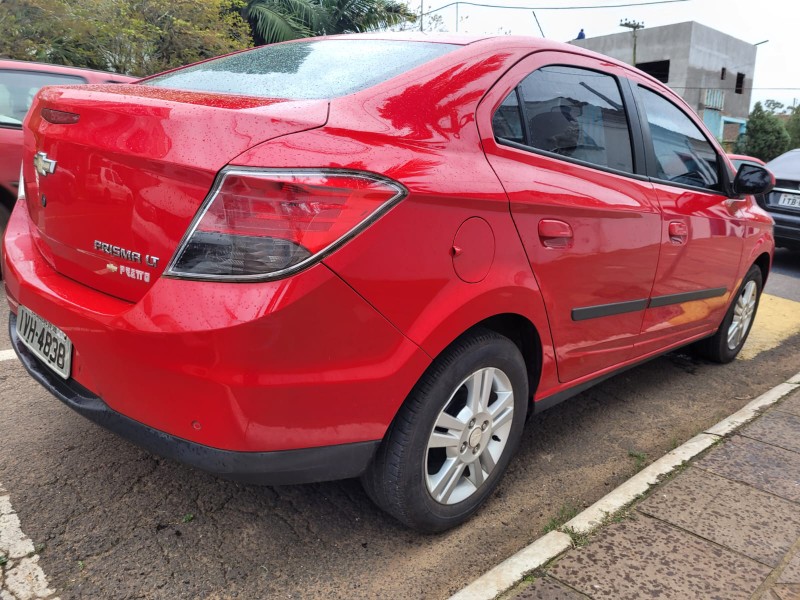 CHEVROLET PRISMA 1.4 LT 8V FLEX MANUAL 2014/2014 ADRIANO VEÍCULOS CRUZEIRO DO SUL / Carros no Vale