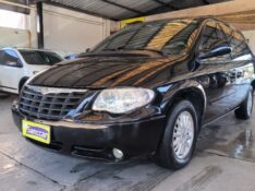 CHRYSLER CARAVAN 3.3 4X2 V6 12V 2006/2006 SANCCAR VEÍCULOS SANTA CRUZ DO SUL / Carros no Vale