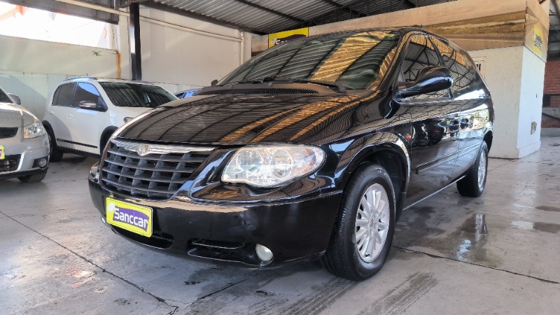 CHRYSLER CARAVAN 3.3 4X2 V6 12V 2006/2006 SANCCAR VEÍCULOS SANTA CRUZ DO SUL / Carros no Vale