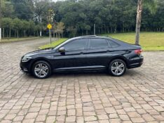 VOLKSWAGEN JETTA R-LINE 250 TSI 1.4 FLEX 16V AUT. 2018/2019 BOSCO AUTOMÓVEIS GUAPORÉ / Carros no Vale