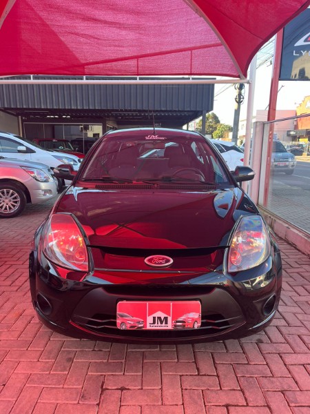 FORD KA 1.0 8V 2012/2013 JM AUTOMÓVEIS VENÂNCIO AIRES / Carros no Vale