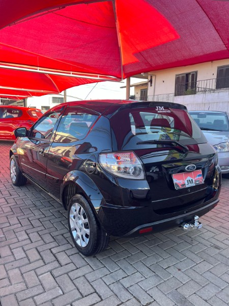 FORD KA 1.0 8V 2012/2013 JM AUTOMÓVEIS VENÂNCIO AIRES / Carros no Vale