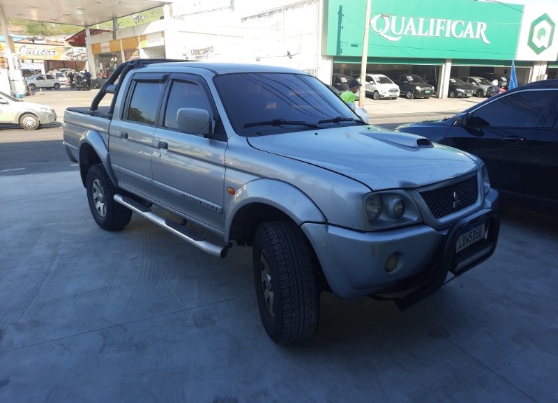 MITSUBISHI L200 2.5 SPORT HPE 4X4 CD 8V TURBO INTERCOOLER 2006/2006 TS VEÍCULOS ANTA GORDA / Carros no Vale