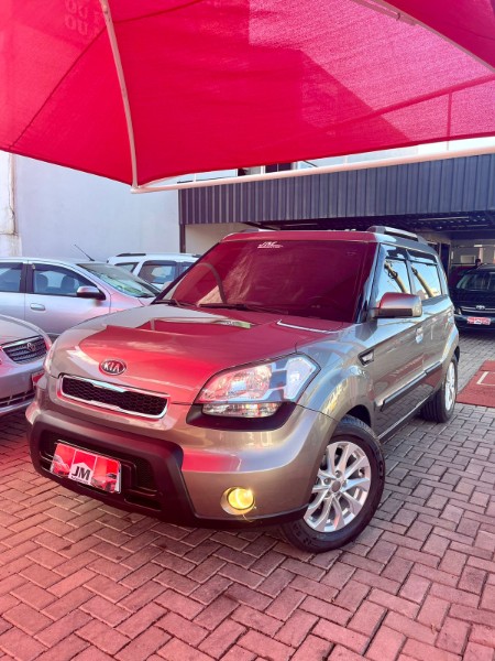 KIA SOUL 1.6 2010/2010 JM AUTOMÓVEIS VENÂNCIO AIRES / Carros no Vale